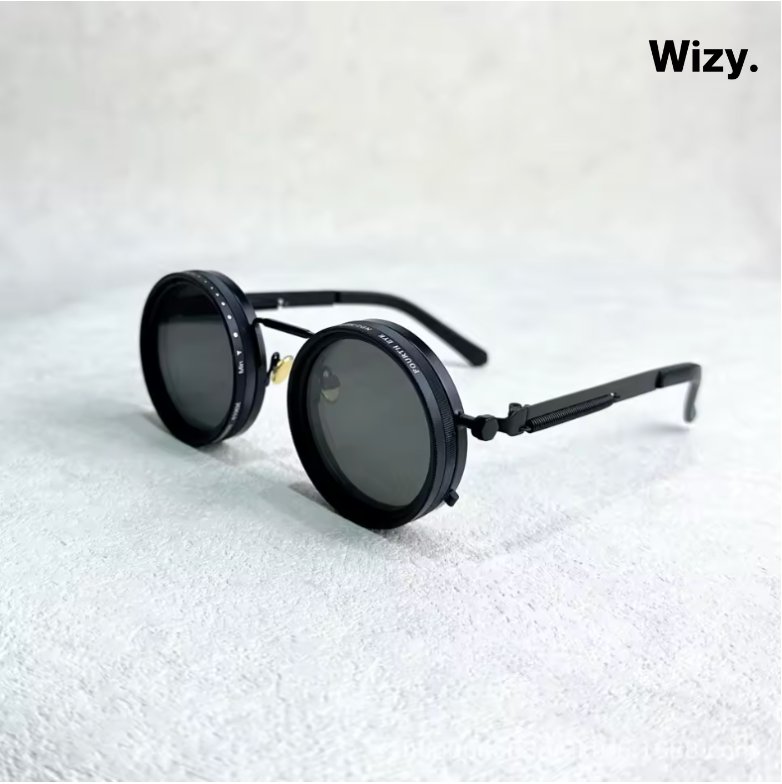 Gafas de sol con lentes negras ajustable